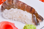Суши с королевской креветкой